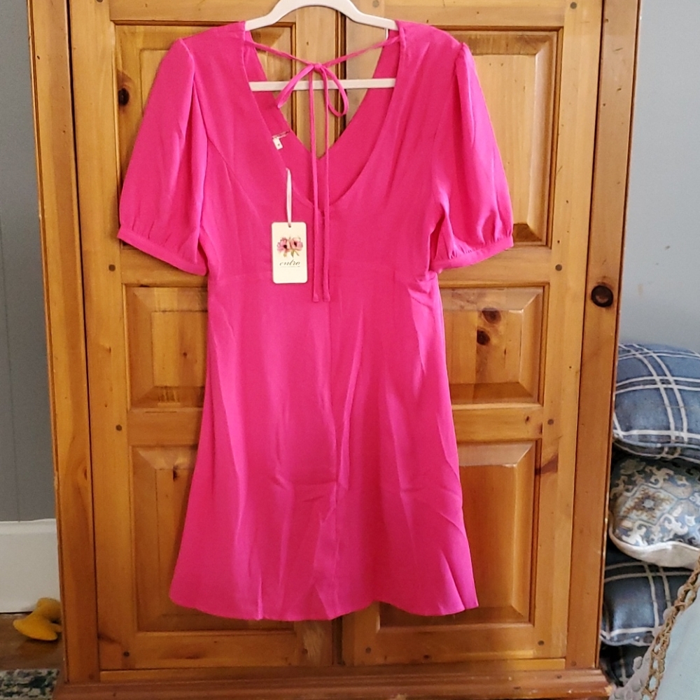 Dress - Picture 2 of 3